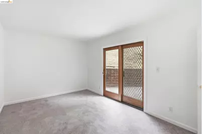 33 Eastwood Ct, Oakland, CA 94611 - Photo 23