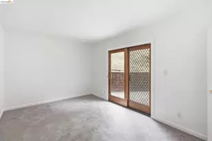 33 Eastwood Ct, Oakland, CA 94611 - Photo 23