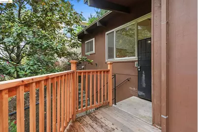 33 Eastwood Ct, Oakland, CA 94611 - Photo 5
