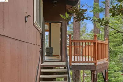 33 Eastwood Ct, Oakland, CA 94611 - Photo 7