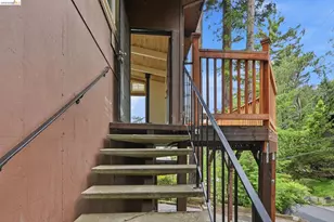 33 Eastwood Ct, Oakland, CA 94611 - Photo 5