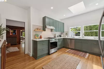 2121 Carleton St, Berkeley, CA 94704 - Photo 25