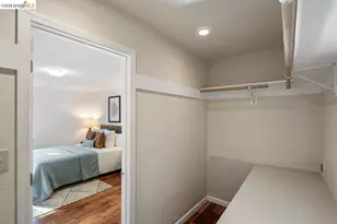2343 Mastlands Dr, Oakland, CA 94611 - Photo 55