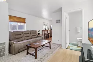 874 Pine St, Oakland, CA 94607 - Photo 5