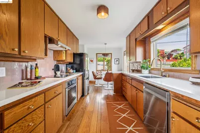 7355 Stockton Ave, El Cerrito, CA 94530 - Photo 17