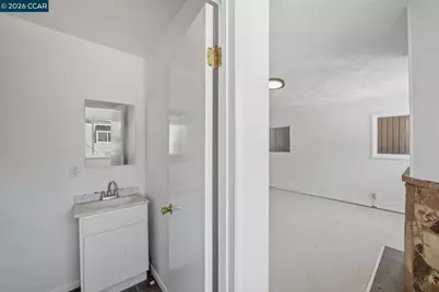 2109 22nd St, San Francisco, CA 94107 - Photo 7