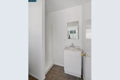 2109 22nd St, San Francisco, CA 94107 - Photo 15
