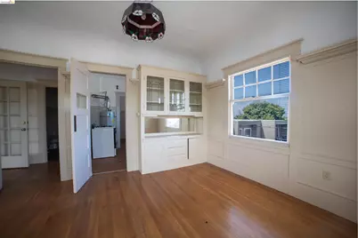 701 43rd St, Oakland, CA 94609 - Photo 15