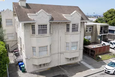 701 43rd St, Oakland, CA 94609 - Photo 1