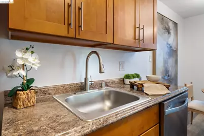 5310 Ridgeview Cir #2, El Sobrante, CA 94803 - Photo 13
