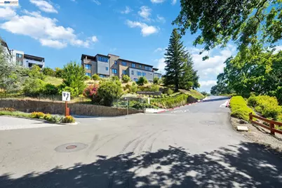 80 Woodbury Highlands Pl #10, Lafayette, CA 94549 - Photo 31