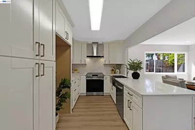 3279 Santa Barbara Ct, Union City, CA 94587 - Photo 9