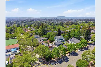 235 Highland Ave, Piedmont, CA 94611 - Photo 39