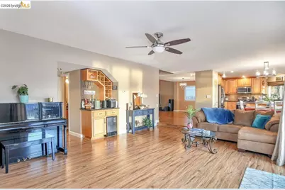 4930 Discovery Pt, Discovery Bay, CA 94505 - Photo 15
