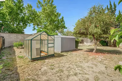 710 Potsgrove Pl, Tracy, CA 95377 - Photo 35