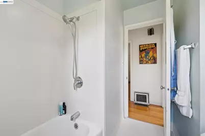 4987 Shafter Avenue, Oakland, CA 94609 - Photo 57