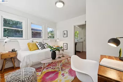 4987 Shafter Avenue, Oakland, CA 94609 - Photo 27