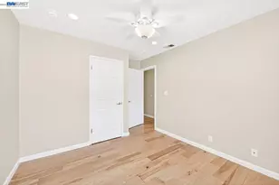 684 Emerald St, Livermore, CA 94550 - Photo 23