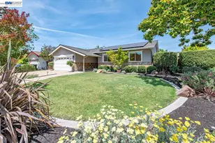 684 Emerald St, Livermore, CA 94550 - Photo 3