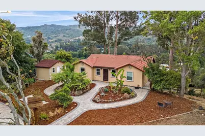 49 Christopher Ct, El Sobrante, CA 94803 - Photo 1
