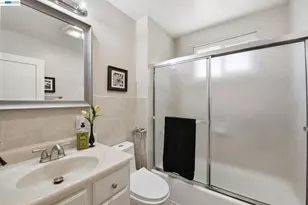 17356 Via Chiquita, San Lorenzo, CA 94580 - Photo 35