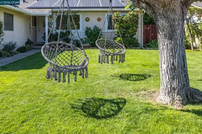 3585 Esperanza Drive, Concord, CA 94519 - Photo 25