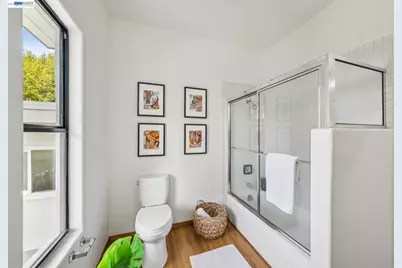 1055 Sterling Avenue, Berkeley, CA 94708 - Photo 55