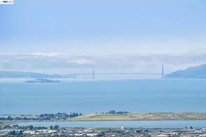 1055 Sterling Avenue, Berkeley, CA 94708 - Photo 29