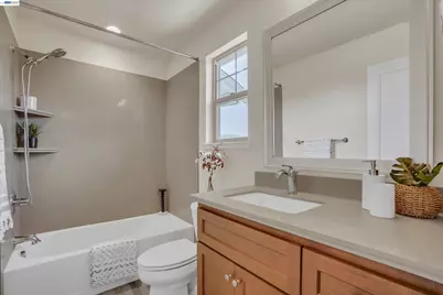 319 Basswood Cmn #14, Livermore, CA 94551 - Photo 25