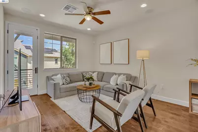 319 Basswood Cmn #14, Livermore, CA 94551 - Photo 7