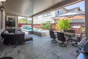 379 Savannah Way, Brentwood, CA 94513 - Photo 9
