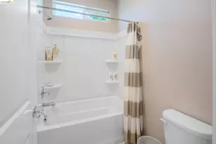 379 Savannah Way, Brentwood, CA 94513 - Photo 33