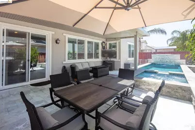 379 Savannah Way, Brentwood, CA 94513 - Photo 5