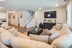 379 Savannah Way, Brentwood, CA 94513 - Photo 5