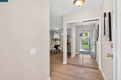 1109 Golden Rain Rd #4, Walnut Creek, CA 94595 - Photo 11