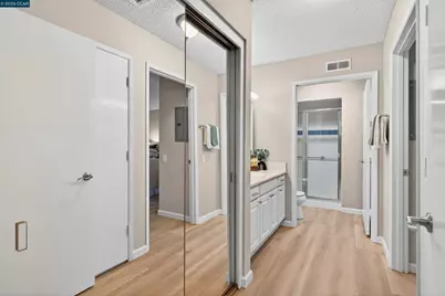 1109 Golden Rain Rd #4, Walnut Creek, CA 94595 - Photo 37