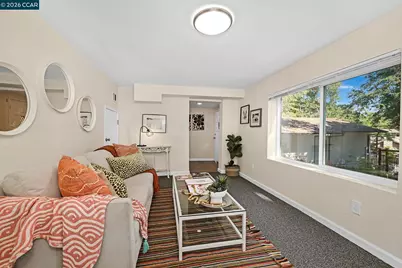 1067 Ridge Park Dr, Concord, CA 94518 - Photo 29