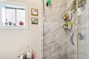 1264 Alcatraz Ave, Berkeley, CA 94702 - Photo 51
