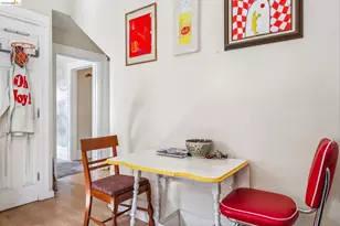 1264 Alcatraz Ave, Berkeley, CA 94702 - Photo 43