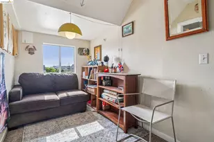 1264 Alcatraz Ave, Berkeley, CA 94702 - Photo 53