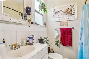 1264 Alcatraz Ave, Berkeley, CA 94702 - Photo 47