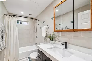 1268 Alcatraz Ave, Berkeley, CA 94702 - Photo 21