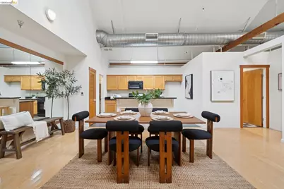 530 8th St #207, Oakland, CA 94606 - Photo 5
