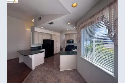 5001 Meadow Pass Way, Antelope, CA 95843 - Photo 25