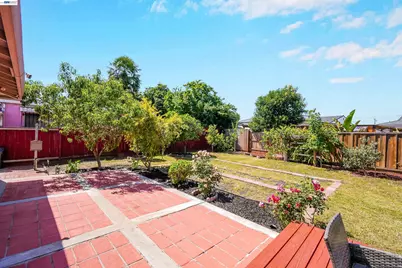 1341 McFarlane Ln, Hayward, CA 94544 - Photo 49