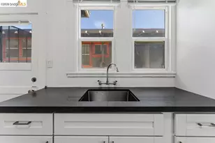 646 42nd St, Oakland, CA 94609 - Photo 21