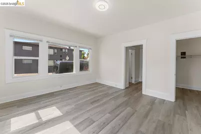 646 42nd St, Oakland, CA 94609 - Photo 15