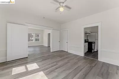 646 42nd St, Oakland, CA 94609 - Photo 17