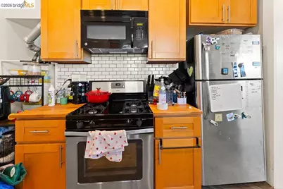 646 42nd St, Oakland, CA 94609 - Photo 33