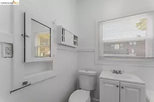 646 42nd St, Oakland, CA 94609 - Photo 23